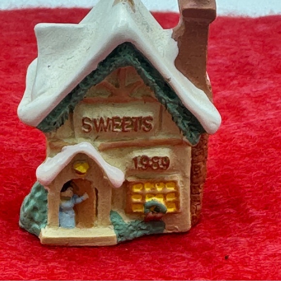 🎄 Hallmark Ornament “Sweets” Old English Village #2 1989 Miniature Keepsake - Picture 3 of 7